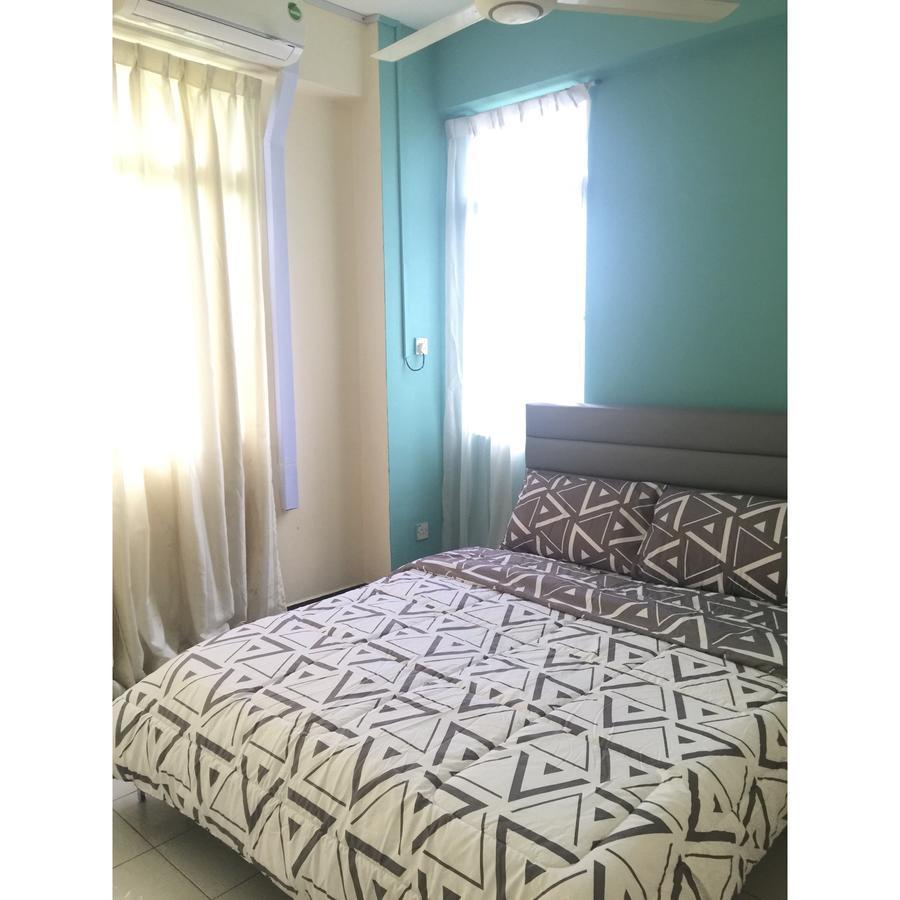Apartment in Kumbang Pasang BSB Bandar Seri Begawan Bagian luar foto